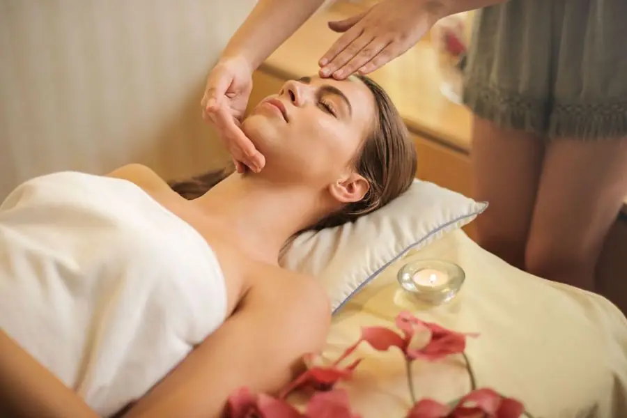 Illustration d'ambiance (beauté et esthétique) pour le terme « Limage »