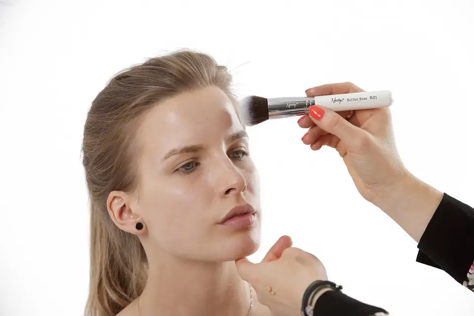 Photo d'illustration du cours « École Vendôme — Maquillage professionnel » : Ergonomie du poste de maquillage